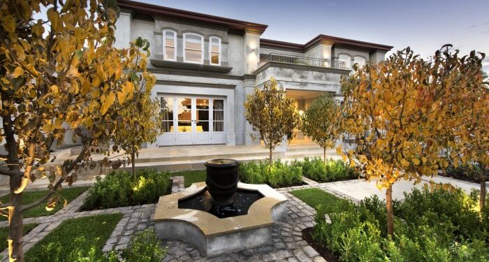 LUXURY EUROPEAN STYLE CUSTOM HOME